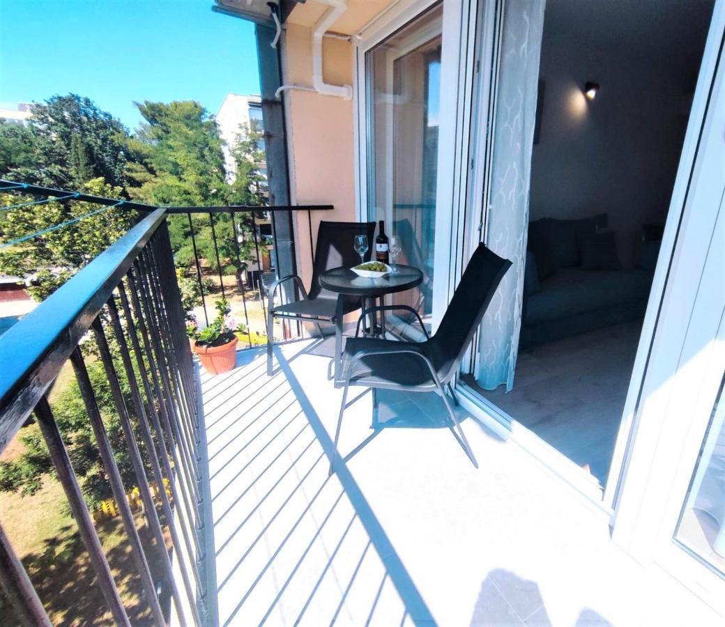 Apartman Dori Pula Exterior photo